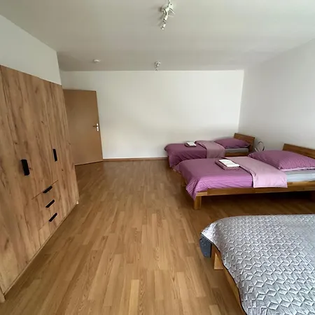 Apartment Grosses Im Dg *